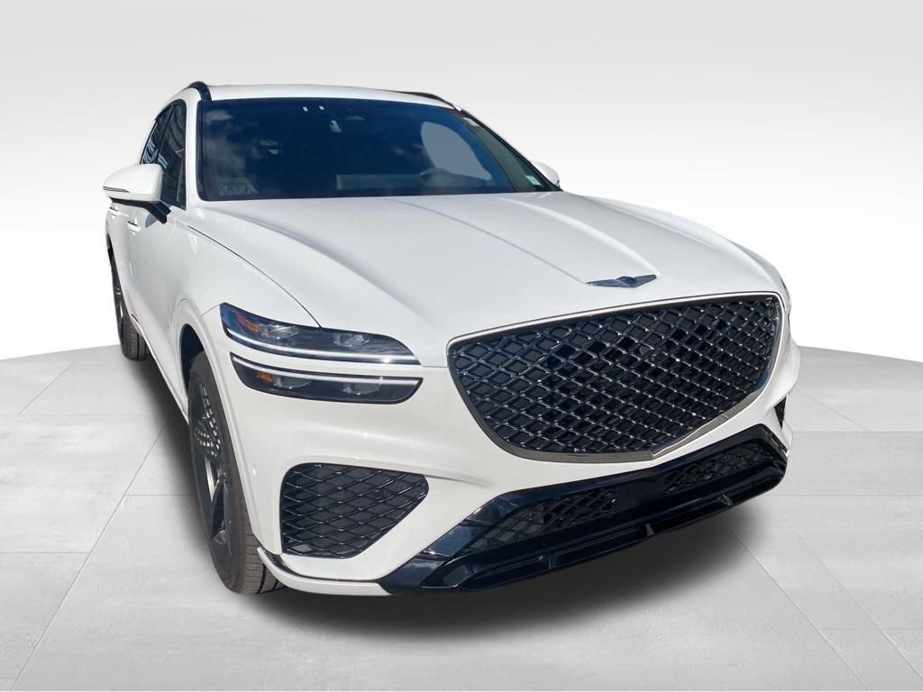 2025 GENESIS GV70 Sport's photo