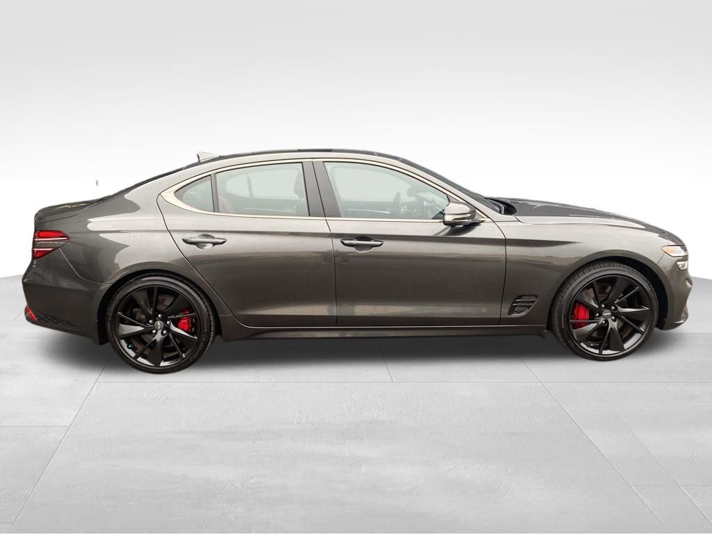 2023 Genesis G70 3.3T Sport Prestige photo 2