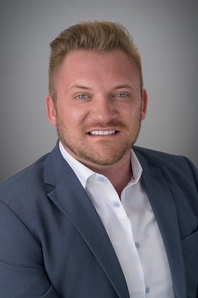 Staff member Alex Tkatschof from ID_271c7e792165