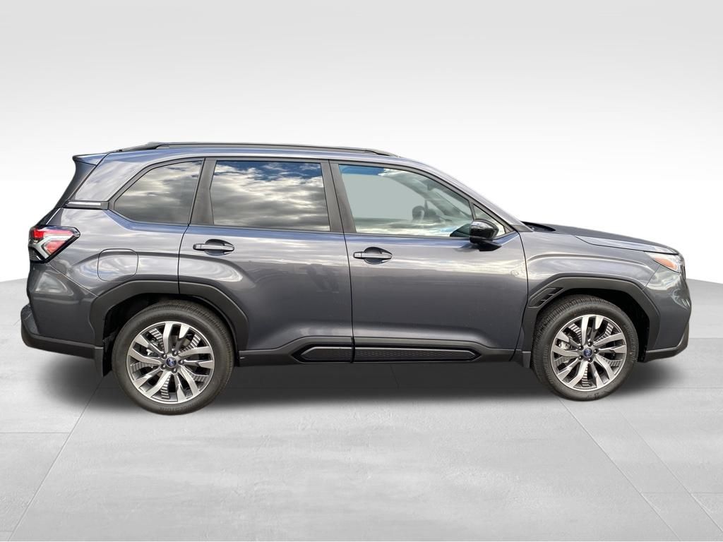 2025 Subaru Forester Touring photo 2