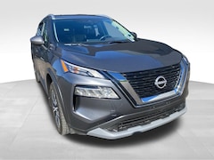 2022 Nissan Rogue SV SUV