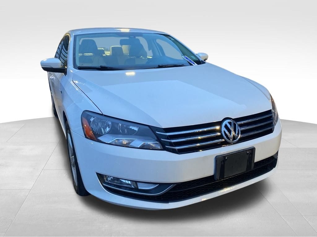 Used 2015 Volkswagen Passat 1.8T Limited Edition w/PZEV Sedan