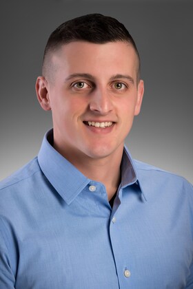 Staff member Austin Lewter from ID_89d5cb0ed2e3