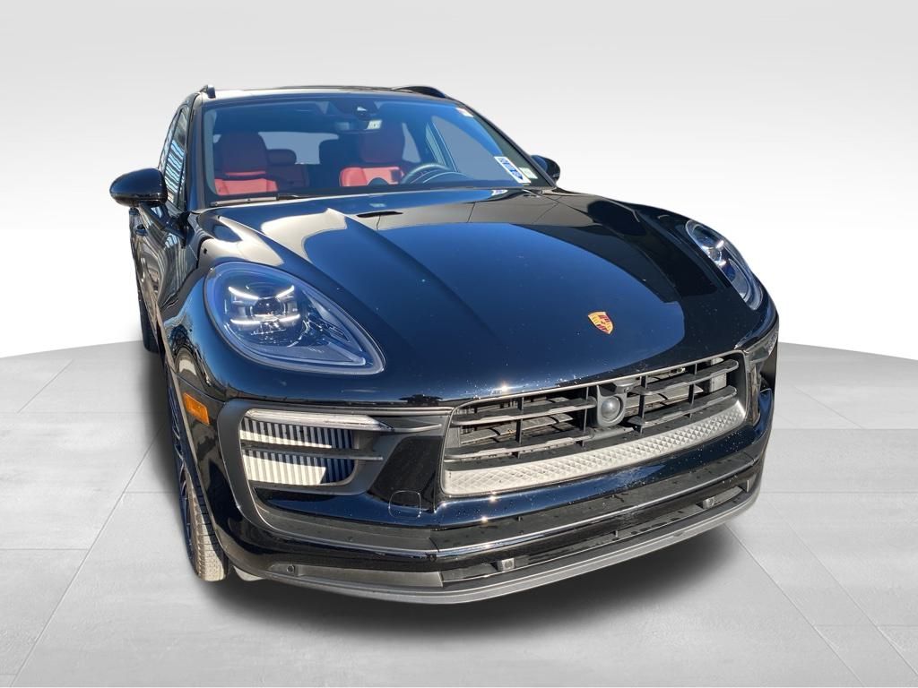 2025 Porsche Macan S