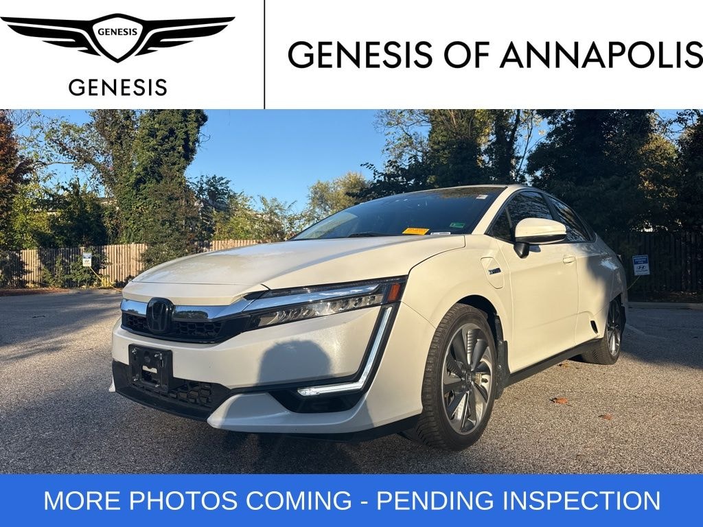 Used 2018 Honda Clarity Plug-In Hybrid Touring Sedan