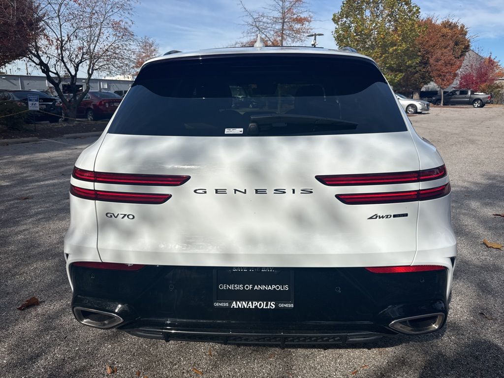 2026 GENESIS GV70 Sport Advanced - Photo 9