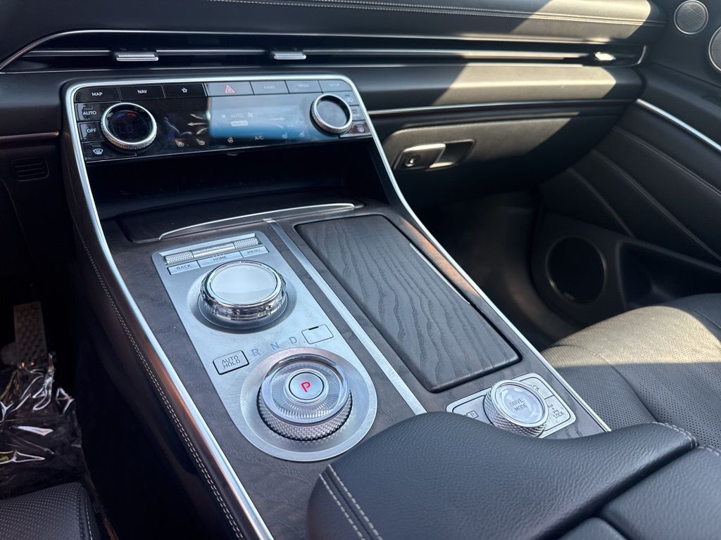 2024 GENESIS GV80 - Photo 24