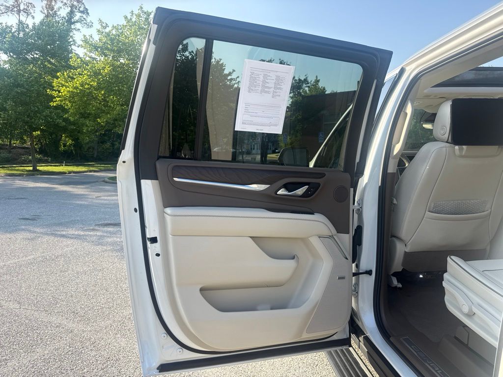 2024 GMC Yukon XL Denali - Photo 29