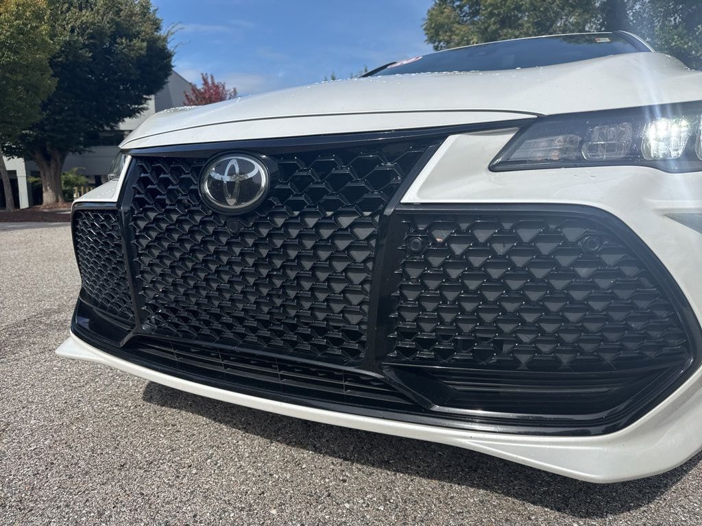 Used 2020 Toyota Avalon XSE Sedan