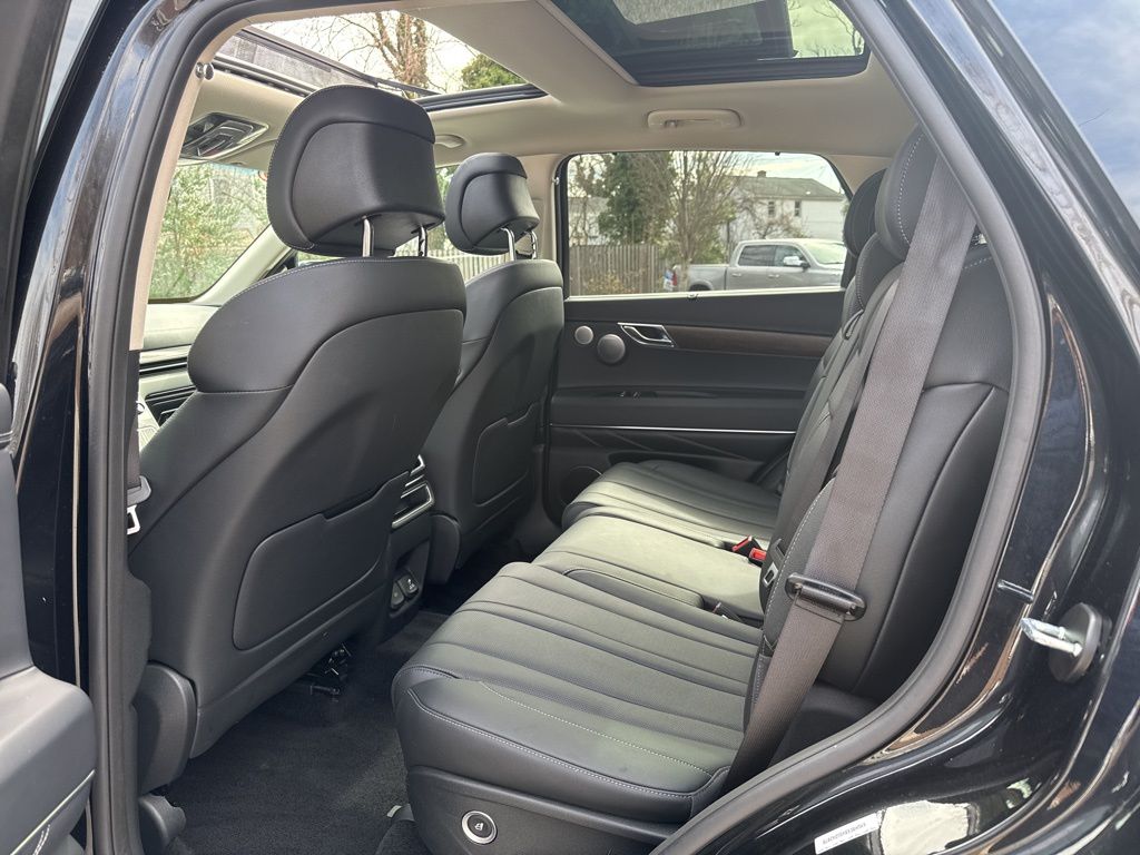 2025 GENESIS GV80 Advanced - Photo 26