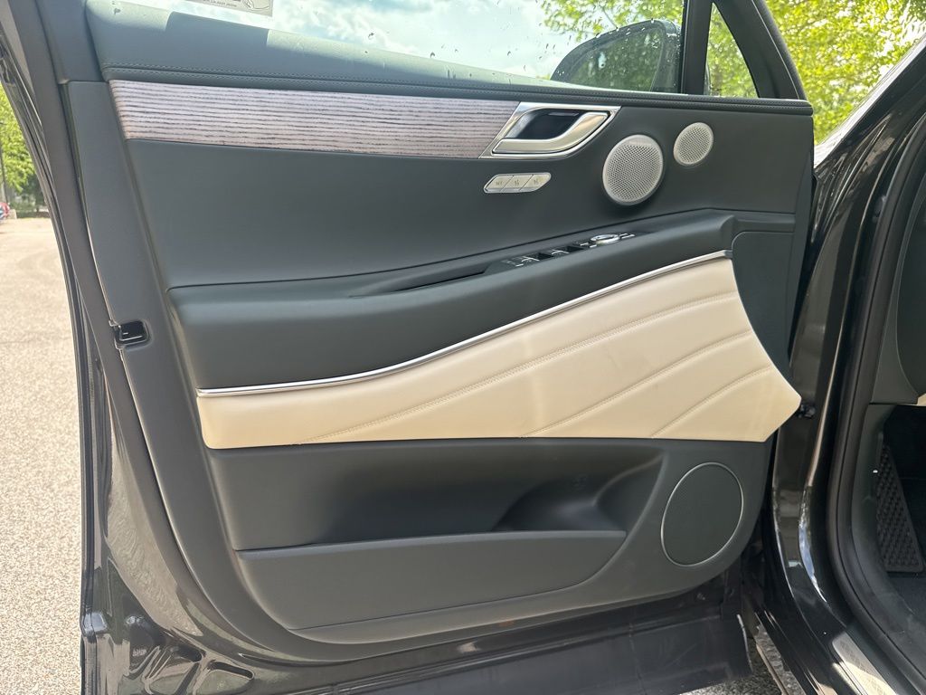 2026 GENESIS GV80 Advanced - Photo 13