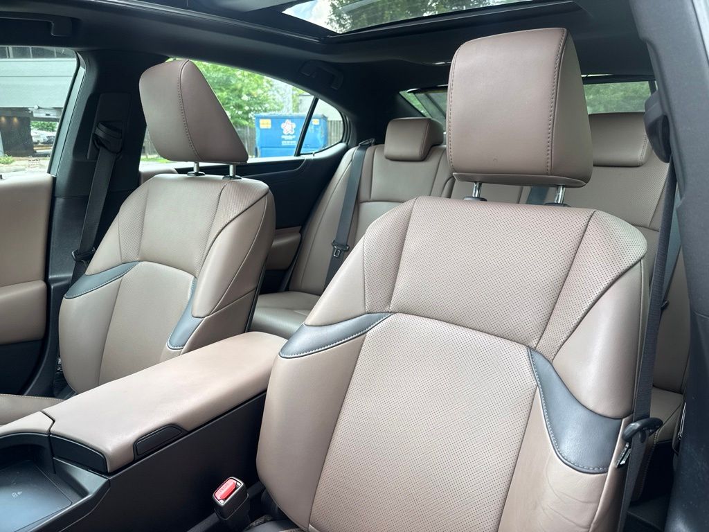 2023 Lexus ES 350 - Photo 14