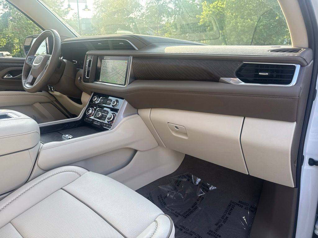 2024 GMC Yukon XL Denali - Photo 41