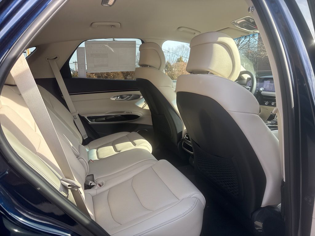 2026 GENESIS GV70 Standard - Photo 31