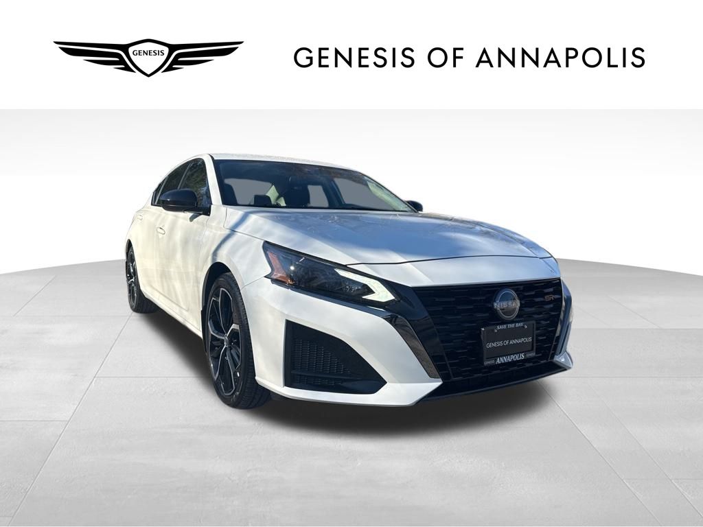 2024 Nissan Altima SR