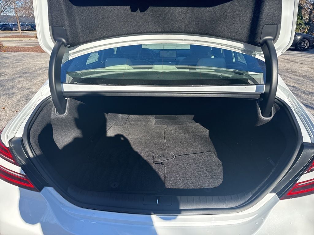 2025 GENESIS G70 Standard - Photo 30