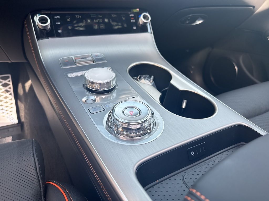 2026 GENESIS GV70 Sport Advanced - Photo 23