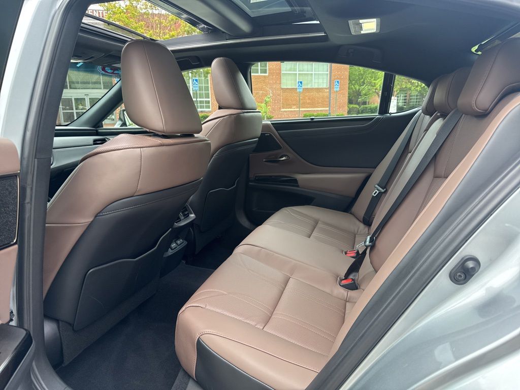 2025 Lexus ES 350 Ultra Luxury - Photo 26