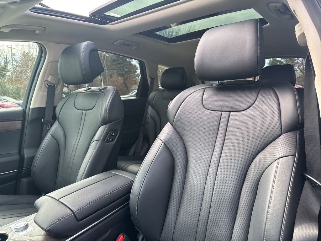 2025 GENESIS GV80 Advanced - Photo 13