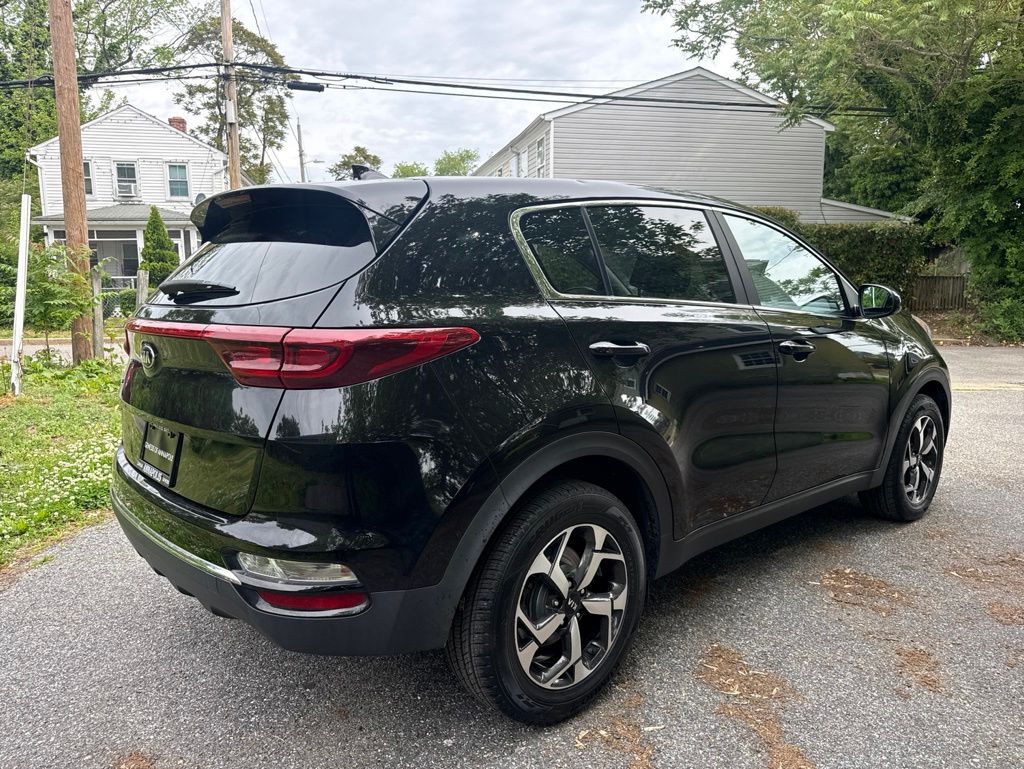 2022 Kia Sportage LX - Photo 9