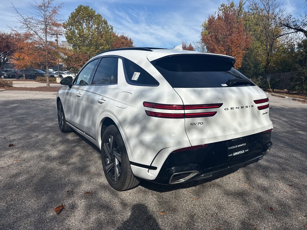 2026 GENESIS GV70 Sport Advanced - Photo 8