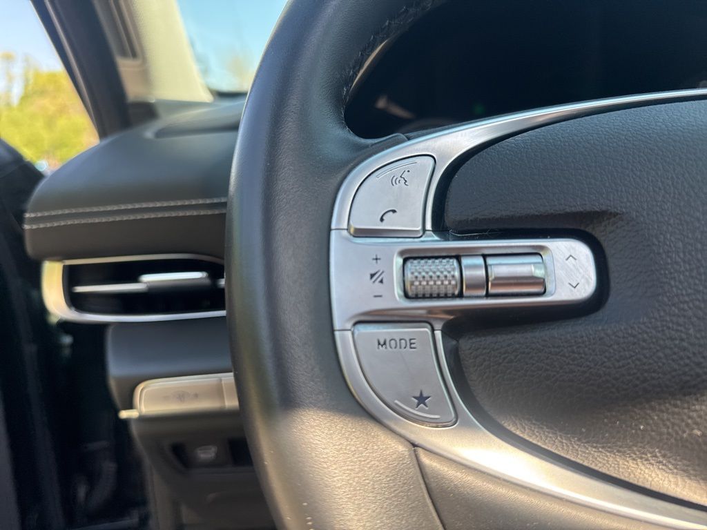 2024 GENESIS GV80 - Photo 18