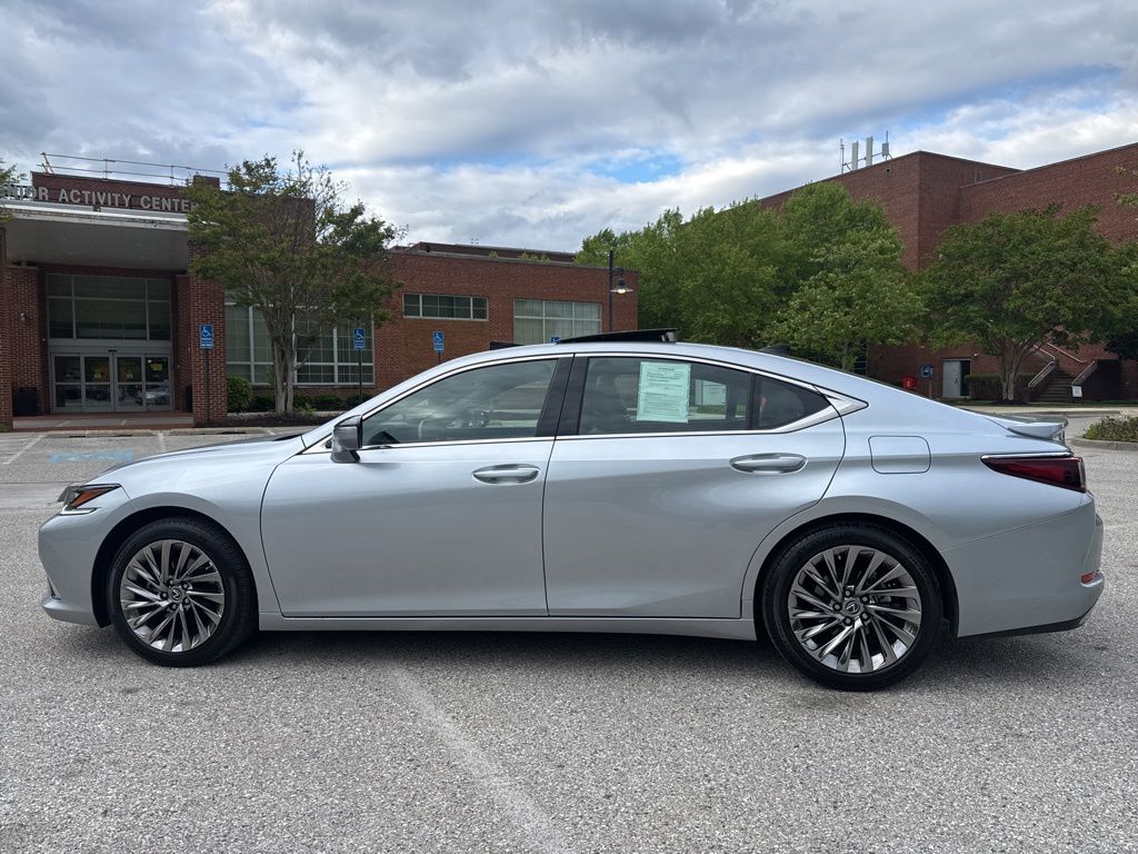 2025 Lexus ES 350 Ultra Luxury - Photo 7