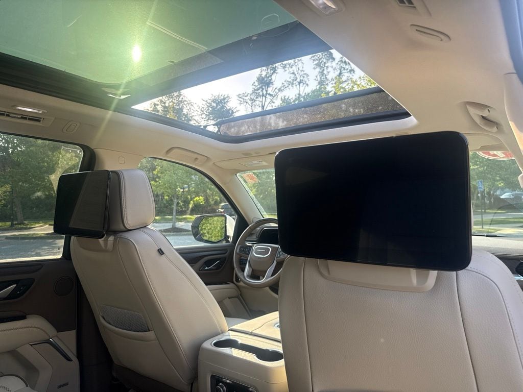 2024 GMC Yukon XL Denali - Photo 39
