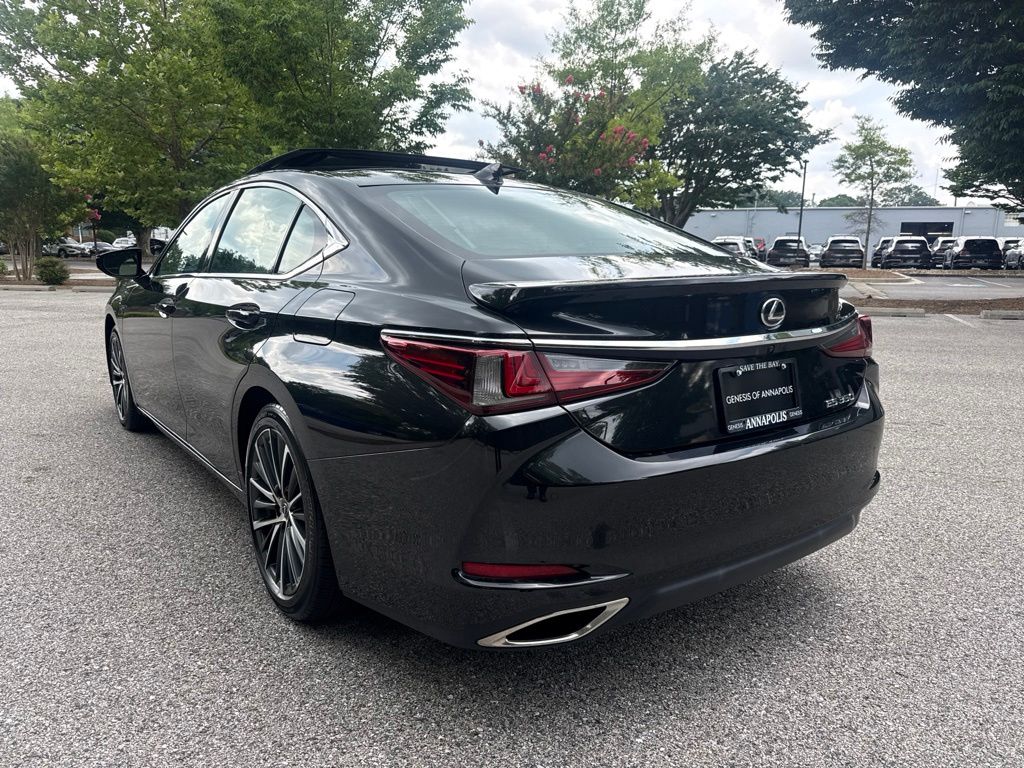 2023 Lexus ES 350 - Photo 8