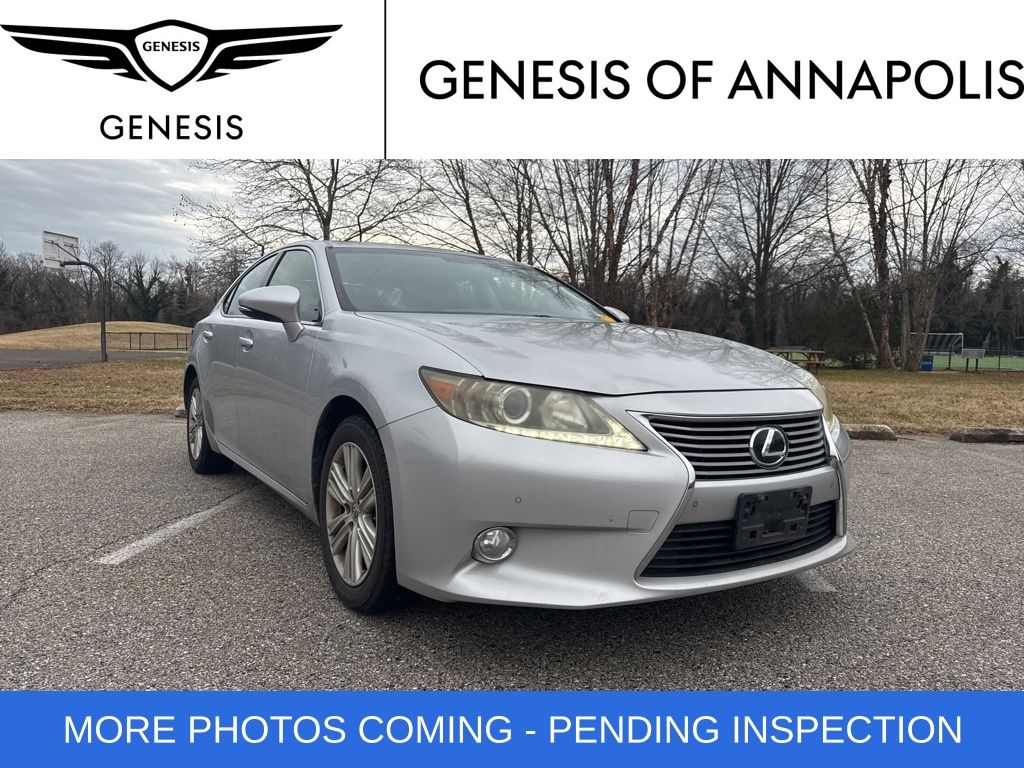 2013 Lexus ES 350's photo