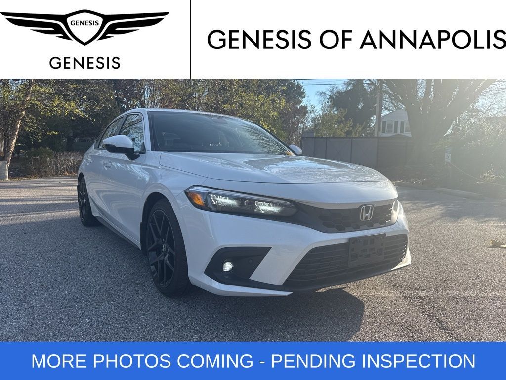 2024 Honda Civic Hatchback Sport Touring's photo