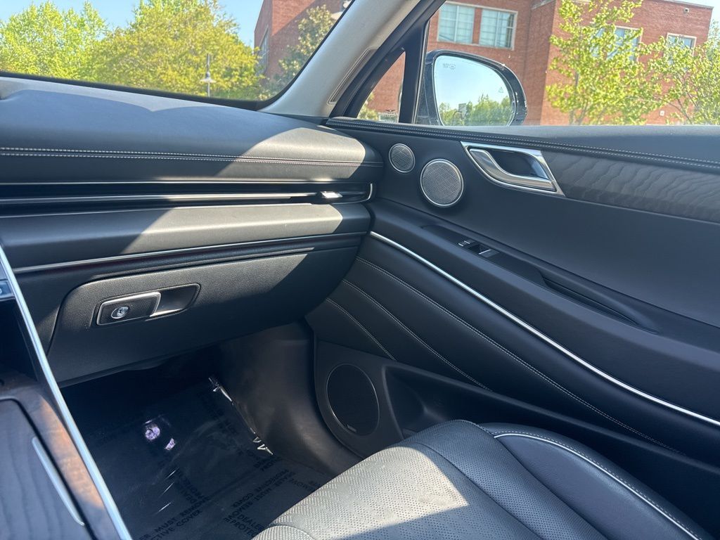 2024 GENESIS GV80 - Photo 25