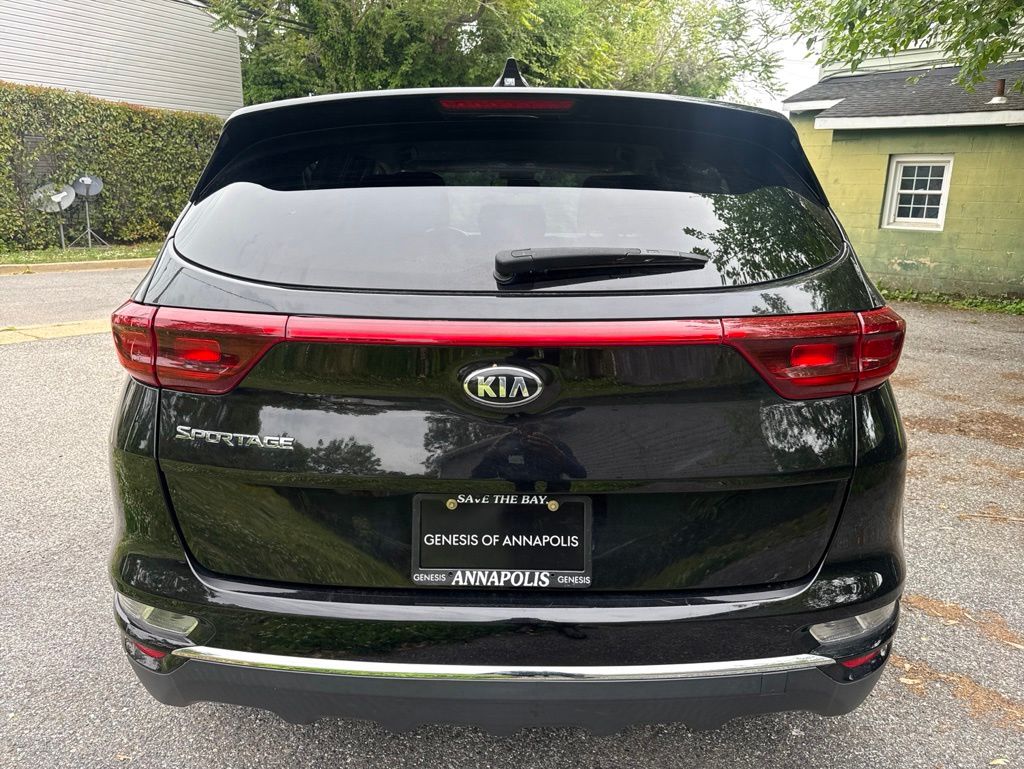2022 Kia Sportage LX - Photo 8