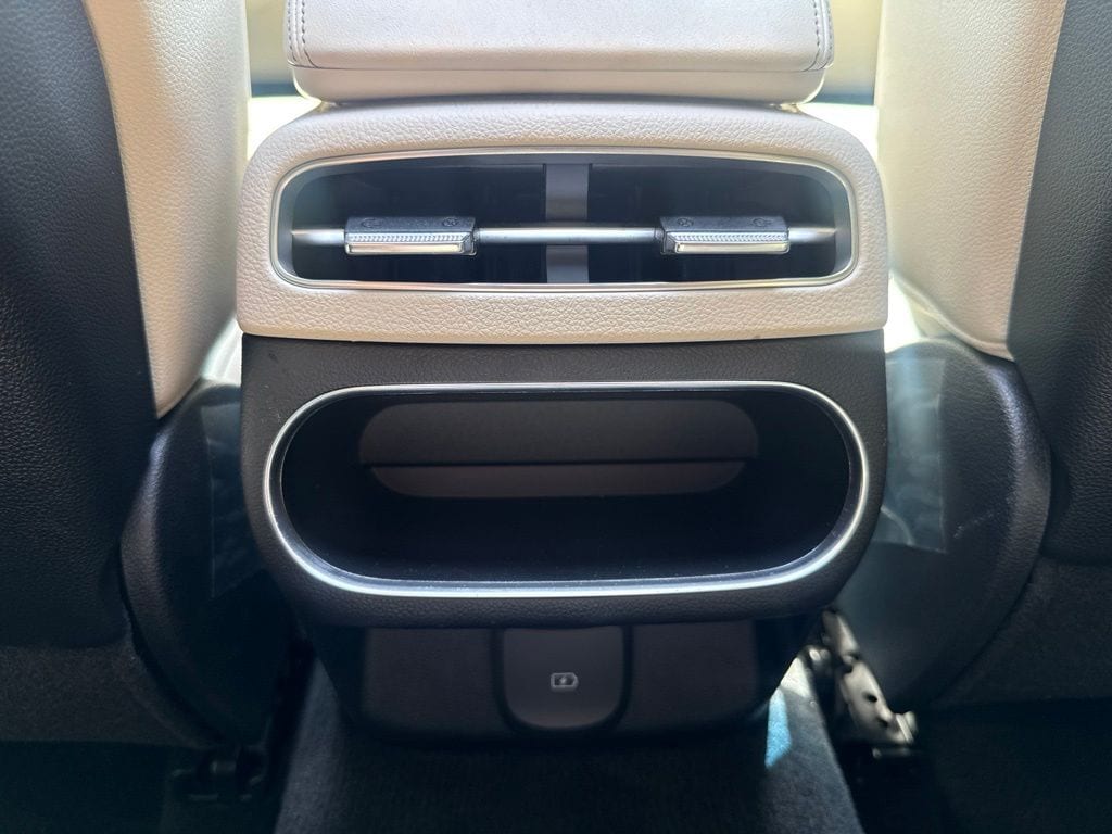 2025 GENESIS GV70 Standard - Photo 29