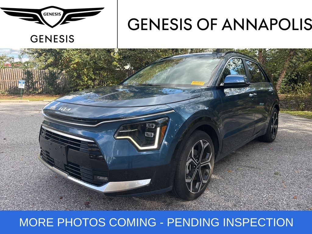 Used 2023 Kia Niro SX Touring SUV