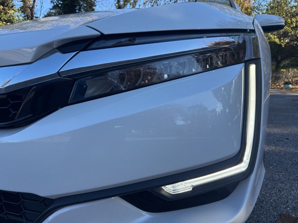 Used 2018 Honda Clarity Plug-In Hybrid Touring Sedan