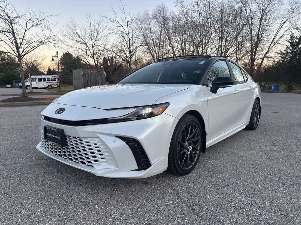 2025 Toyota Camry XSE photo 4