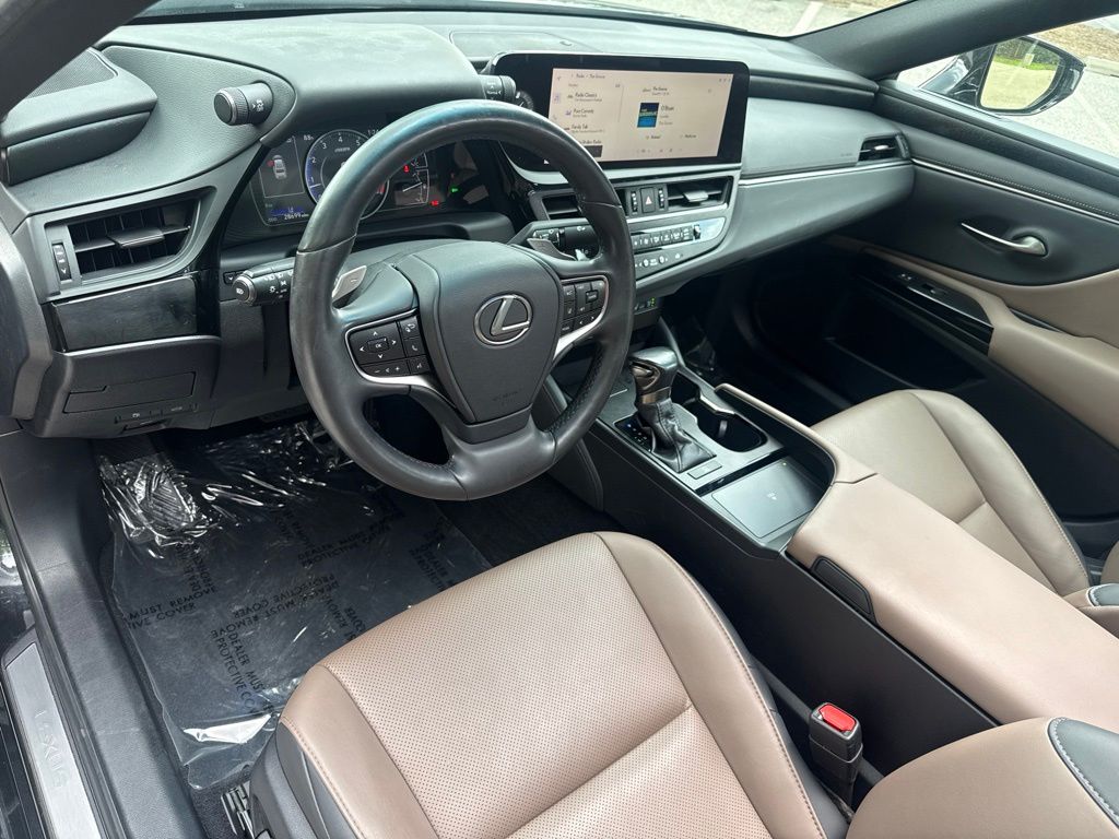 2023 Lexus ES 350 - Photo 15