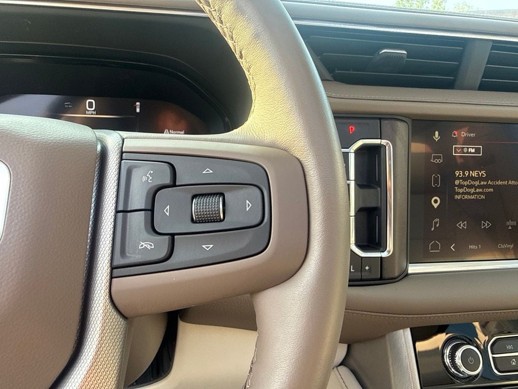 2024 GMC Yukon XL Denali - Photo 19