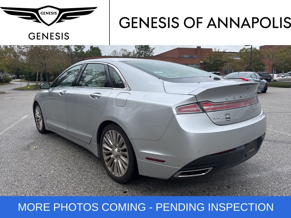 2013 Lincoln MKZ Base photo 4