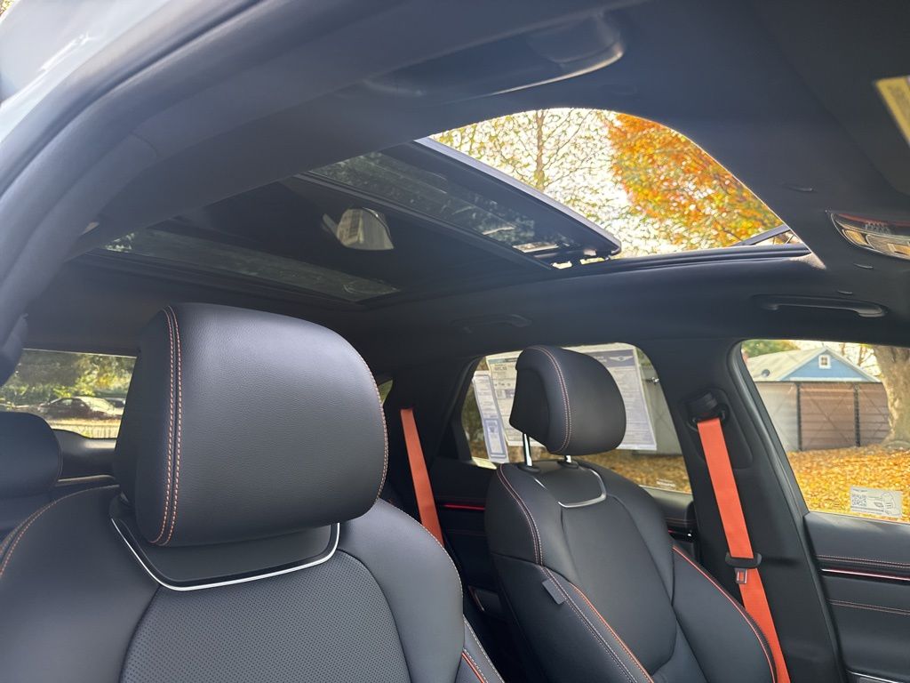 2026 GENESIS GV70 Sport Advanced - Photo 37