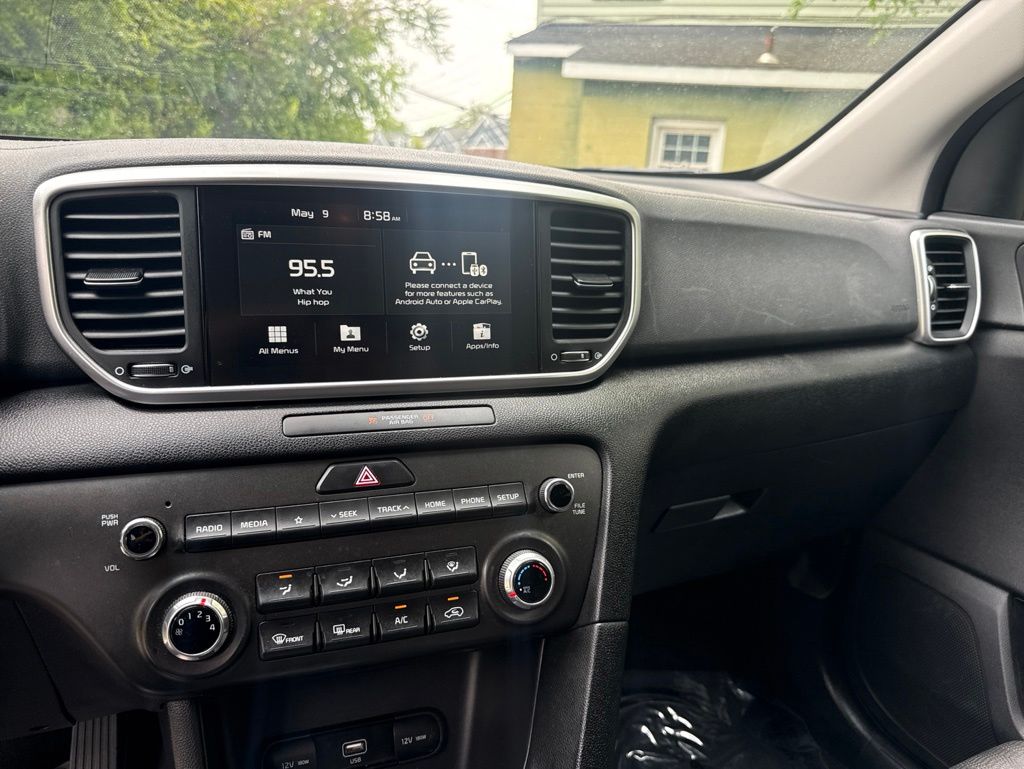 2022 Kia Sportage LX - Photo 19