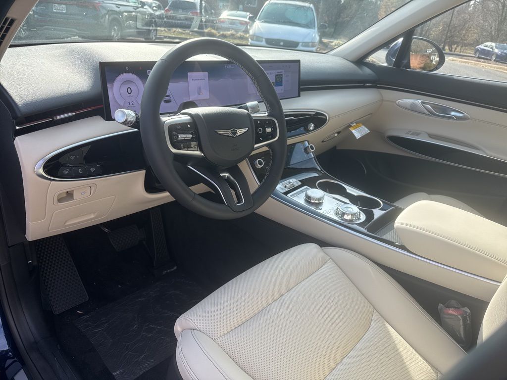 2026 GENESIS GV70 Standard - Photo 15