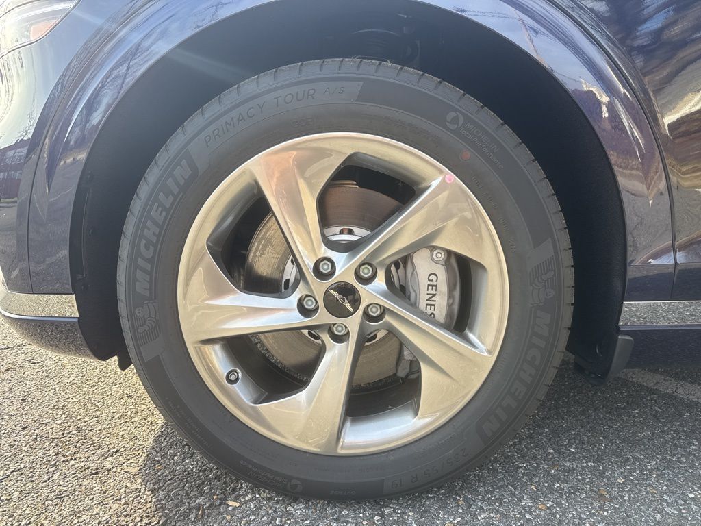 2026 GENESIS GV70 Standard - Photo 12