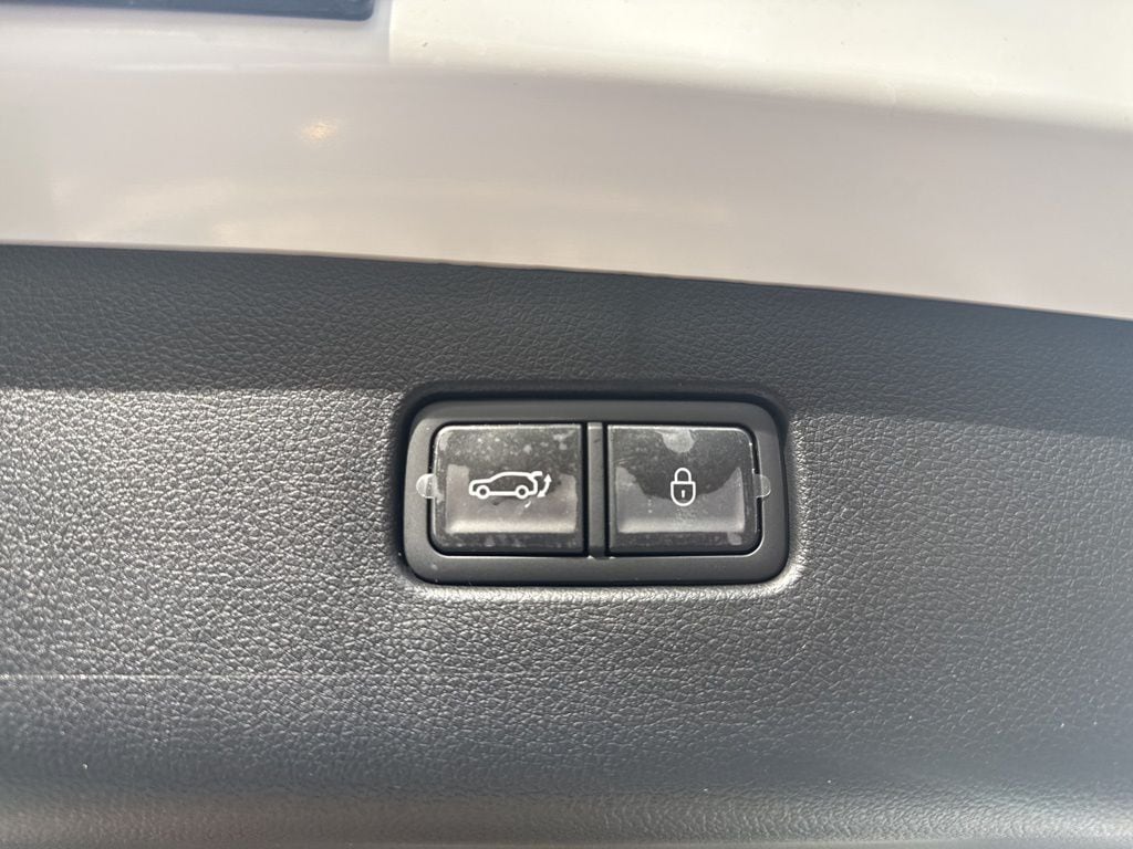 2026 GENESIS GV70 Sport Advanced - Photo 31