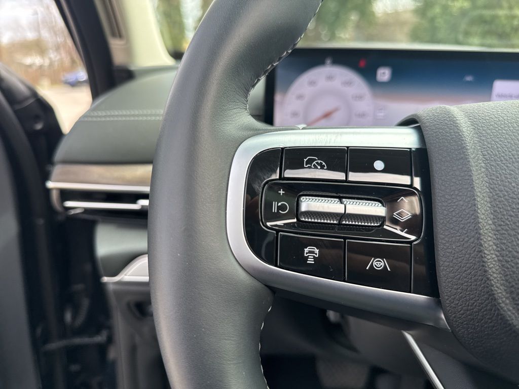 2025 GENESIS GV80 Advanced - Photo 17