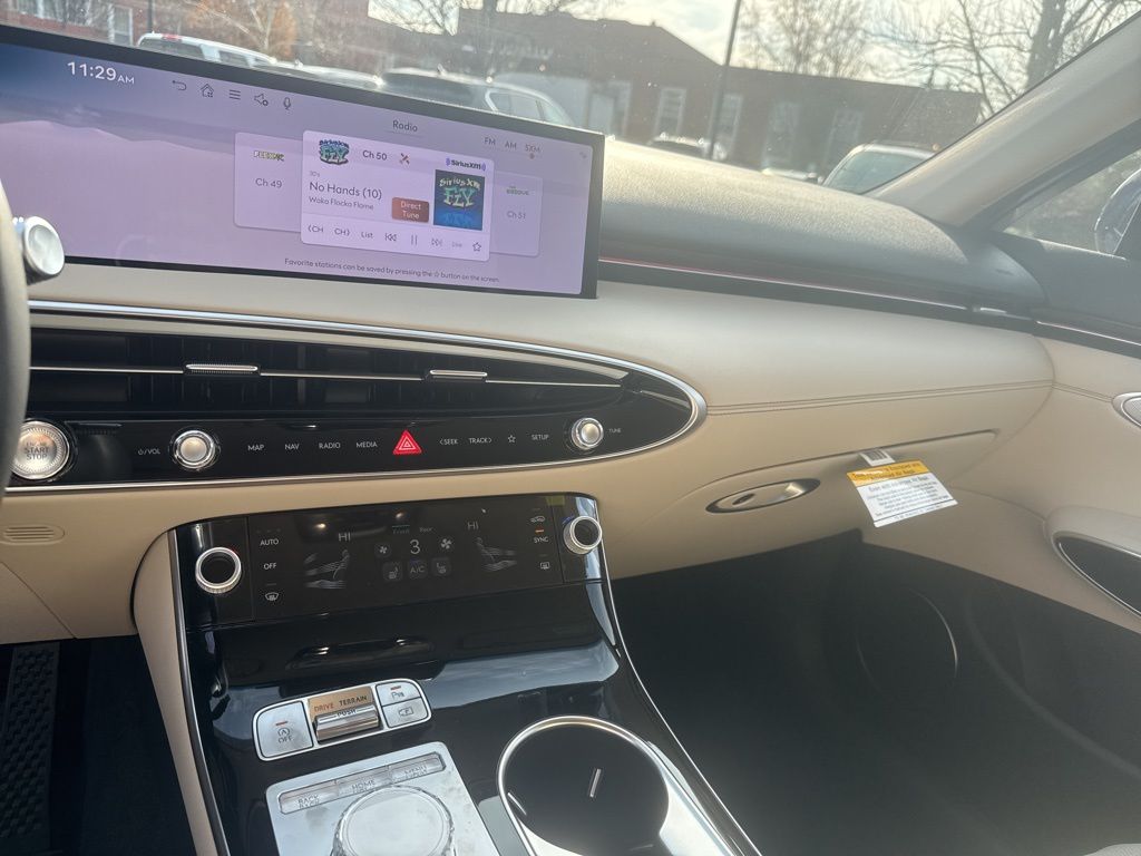 2026 GENESIS GV70 Standard - Photo 20