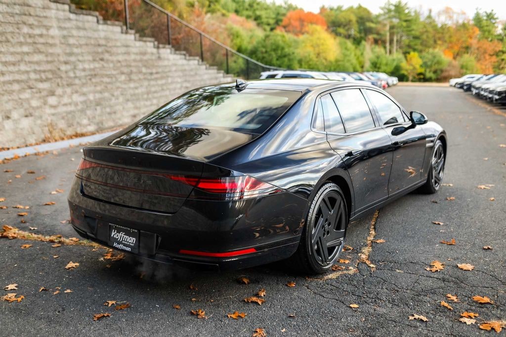 New 2026 Genesis G90 3.5T E-SC Mhev Prestige Black Sedan