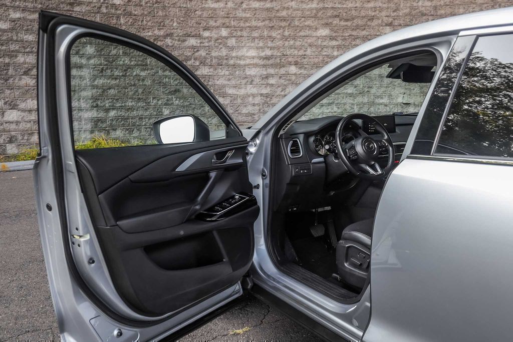 2023 Mazda CX-9 Touring Plus - Photo 24