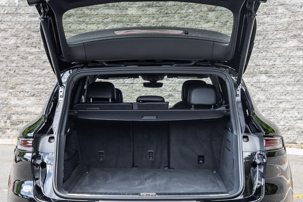 2024 Porsche Cayenne Base - Photo 18